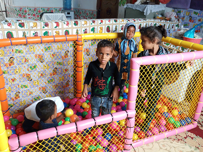 بازسازی و تجهیز روستامهد، استان هرمزگان، شهرستان میناب، روستای بازیاری، مهد مهر مادرانه